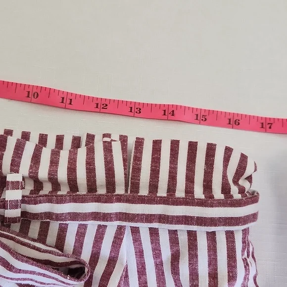 Love Tree Striped Paper Bag Shorts. Size M - Picture 8 of 10